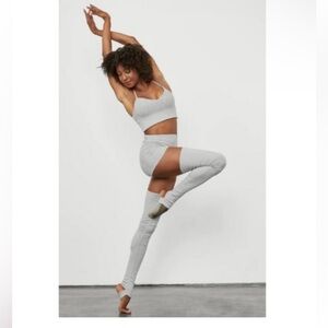 Alo Yoga Goddess Leg Warmers Dove Gray